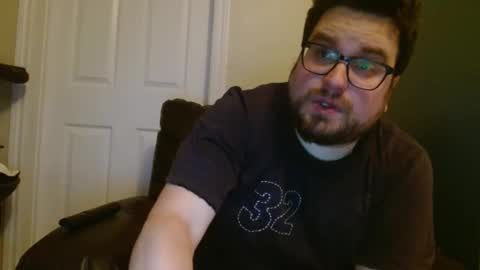 Snapshot of hellflow chatting on 02/14/25, 03:11 hellflow online show from 02/14/25, 03:11