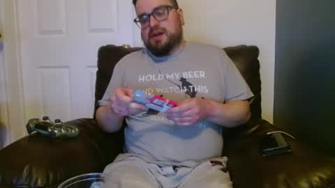 Snapshot of hellflow chatting on 02/21/25, 03:01 hellflow online show from 02/21/25, 03:01