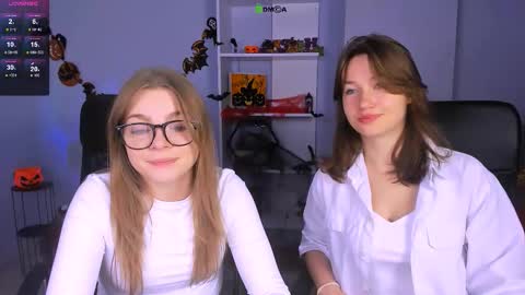 Helli online show from 10/25/25, 07:19