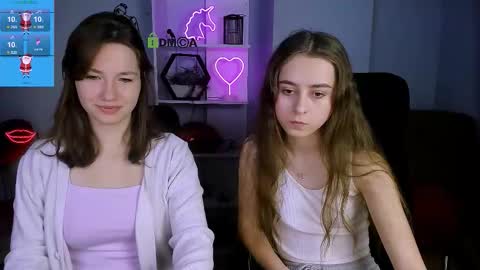 Helli online show from 12/03/25, 08:18