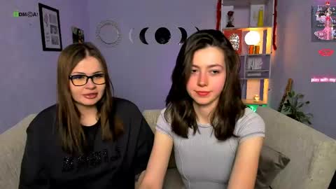 Helli online show from 04/22/26, 07:26