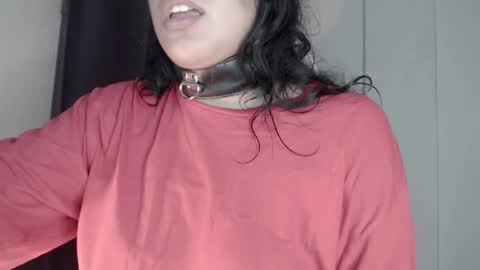 Snapshot of hello_demonkitty chatting on 03/07/25, 08:33 SIMONA online show from 03/07/25, 08:33