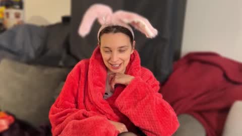 Katie 3 online show from 04/04/26, 05:54