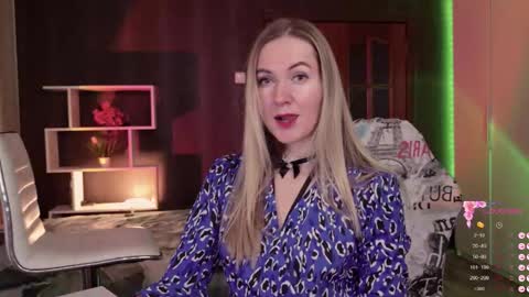 Alisia  Monday to Friday from 10 am to 4 pm GMT 2 online show from 12/04/25, 09:18