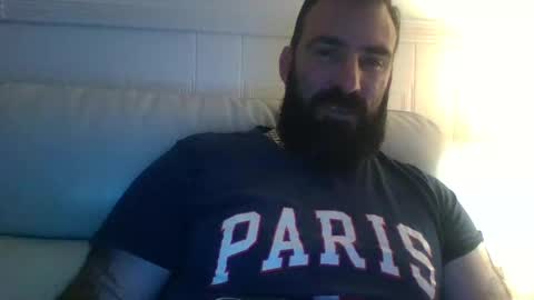 Snapshot of hellobunbunx0 chatting on 09/25/25, 07:28 hellobunbunx0 online show from 09/25/25, 07:28