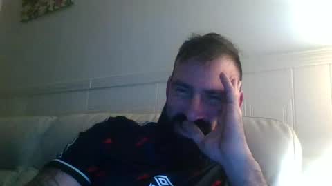 Snapshot of hellobunbunx0 chatting on 10/17/25, 08:55 hellobunbunx0 online show from 10/17/25, 08:55