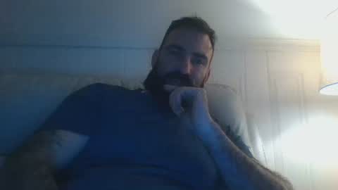 Snapshot of hellobunbunx0 chatting on 11/21/25, 10:08 hellobunbunx0 online show from 11/21/25, 10:08