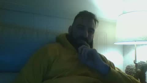 Snapshot of hellobunbunx0 chatting on 12/14/25, 09:41 hellobunbunx0 online show from 12/14/25, 09:41