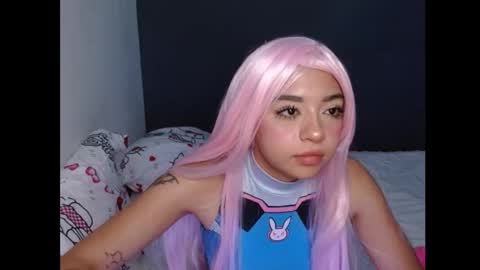 Snapshot of hellokitty_valery1 chatting on 12/15/25, 09:46 hellokitty_valery1 online show from 12/15/25, 09:46