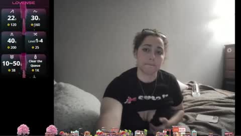 Snapshot of hellooli chatting on 06/11/26, 08:23 hellooli online show from 06/11/26, 08:23