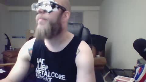 Snapshot of hellskyraider chatting on 02/27/25, 02:21 HellSkyRaider online show from 02/27/25, 02:21