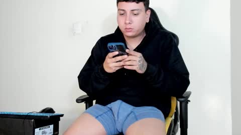 Star and Andy online show from 10/30/25, 05:09