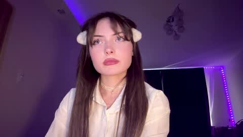 hellyluxury online show from 05/12/26, 04:26