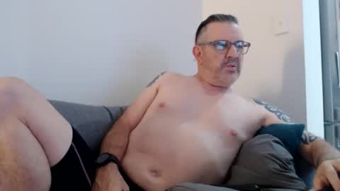 hempie1973 online show from 11/08/25, 08:36