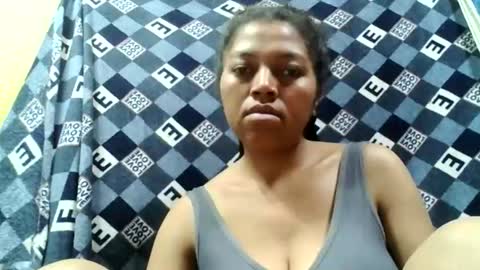 Snapshot of henitsaldy chatting on 09/10/25, 06:46 henitsaldy online show from 09/10/25, 06:46