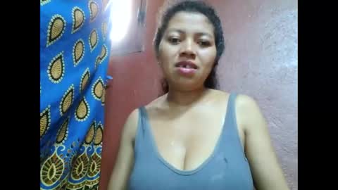 Snapshot of henitsaldy chatting on 10/05/25, 05:50 henitsaldy online show from 10/05/25, 05:50