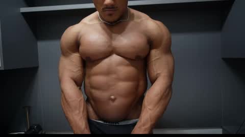 Henri online show from 03/31/26, 10:32