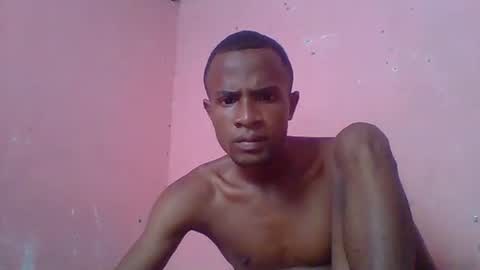 Snapshot of henriotflavien20 chatting on 12/05/24, 02:00 Adrian Honey online show from 12/05/24, 02:00