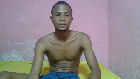 Snapshot of henriotflavien20 chatting on 12/08/24, 12:52 Adrian Honey online show from 12/08/24, 12:52