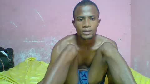 Snapshot of henriotflavien20 chatting on 12/08/24, 04:18 Adrian Honey online show from 12/08/24, 04:18