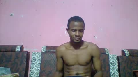 Snapshot of henriotflavien20 chatting on 12/20/24, 05:57 Adrian Honey online show from 12/20/24, 05:57