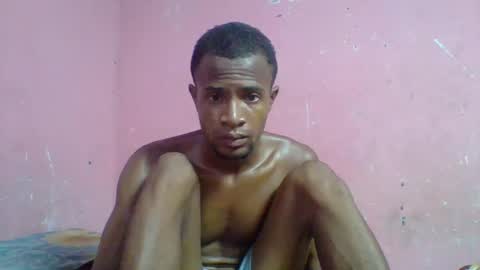 Snapshot of henriotflavien20 chatting on 12/22/24, 07:33 Adrian Honey online show from 12/22/24, 07:33