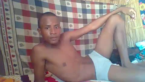 Snapshot of henriotflavien20 chatting on 01/04/25, 11:00 Adrian Honey online show from 01/04/25, 11:00