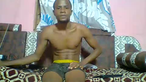 Snapshot of henriotflavien20 chatting on 01/21/25, 10:41 Adrian Honey online show from 01/21/25, 10:41