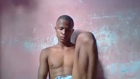 Snapshot of henriotflavien20 chatting on 02/07/25, 05:10 Adrian Honey online show from 02/07/25, 05:10