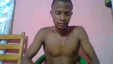 Snapshot of henriotflavien20 chatting on 02/19/25, 05:16 Adrian Honey online show from 02/19/25, 05:16