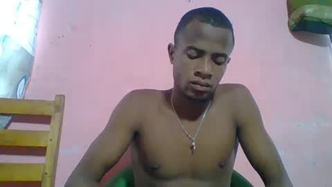 Snapshot of henriotflavien20 chatting on 02/22/25, 09:56 Adrian Honey online show from 02/22/25, 09:56