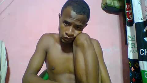 Snapshot of henriotflavien20 chatting on 03/01/25, 02:15 Adrian Honey online show from 03/01/25, 02:15