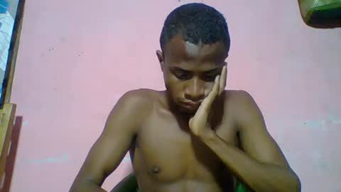 Snapshot of henriotflavien20 chatting on 03/03/25, 05:42 Adrian Honey online show from 03/03/25, 05:42