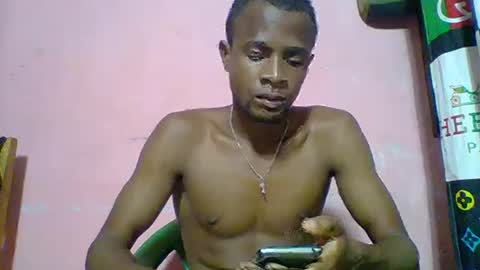 Snapshot of henriotflavien20 chatting on 03/04/25, 05:11 Adrian Honey online show from 03/04/25, 05:11