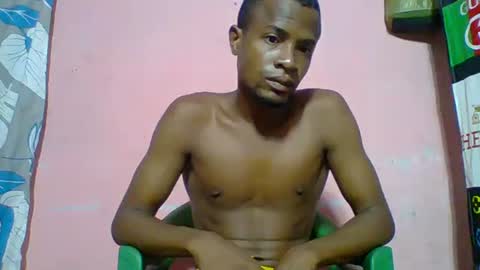 Snapshot of henriotflavien20 chatting on 03/07/25, 02:04 Adrian Honey online show from 03/07/25, 02:04