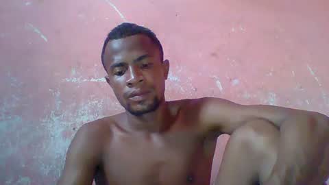 Snapshot of henriotflavien20 chatting on 03/09/25, 02:10 Adrian Honey online show from 03/09/25, 02:10