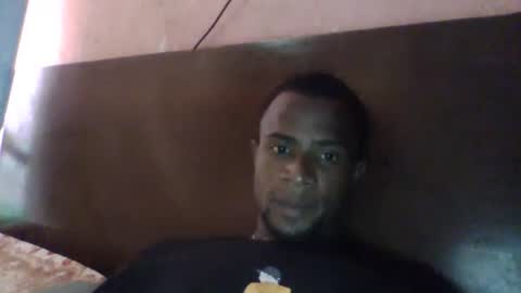 Snapshot of henriotflavien20 chatting on 10/06/25, 03:53 Adrian Honey online show from 10/06/25, 03:53