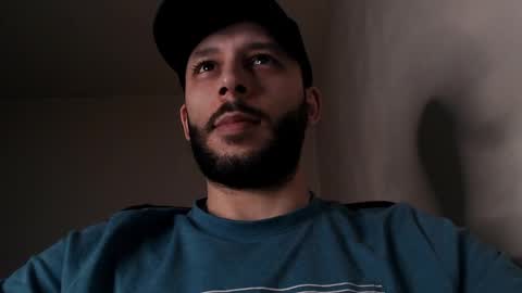 HenryAxe online show from 04/10/26, 10:42