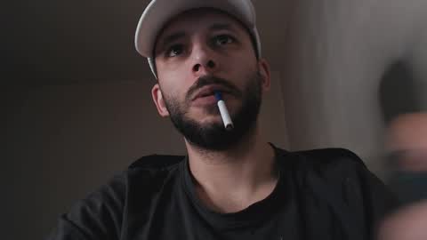 HenryAxe online show from 04/21/26, 08:09