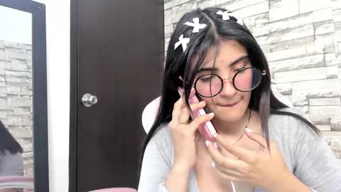 Snapshot of hera_elis chatting on 12/30/24, 07:42 hera_elis online show from 12/30/24, 07:42