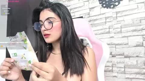 Snapshot of hera_elis chatting on 01/13/25, 07:53 hera_elis online show from 01/13/25, 07:53