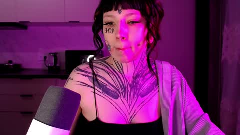 dirty Diana online show from 02/06/25, 12:22