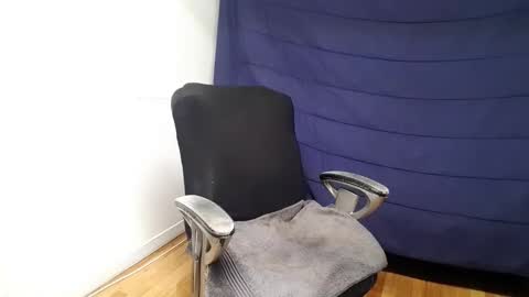 Snapshot of herbigo4 chatting on 01/20/25, 04:10 herbigo88 snaap online show from 01/20/25, 04:10