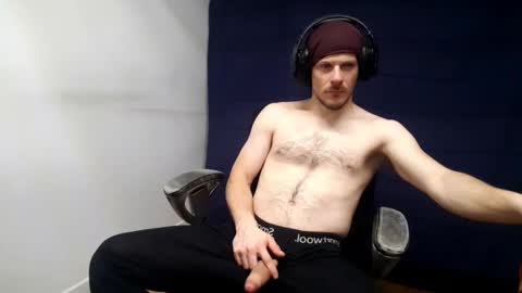 Snapshot of herbigo4 chatting on 03/01/25, 09:48 herbigo88 snaap online show from 03/01/25, 09:48