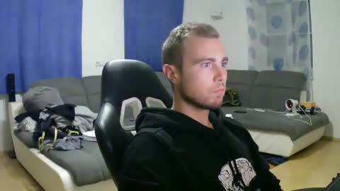 John Pearl online show from 10/07/25, 07:00