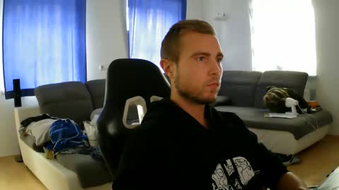 John Pearl online show from 10/16/25, 11:44