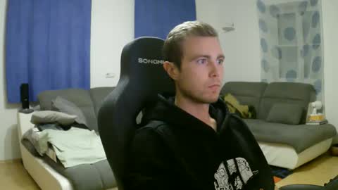 John Pearl online show from 04/03/26, 07:45