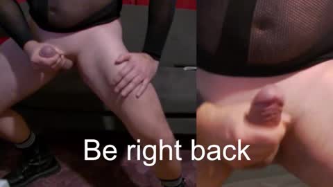 Snapshot of herby110 chatting on 02/21/25, 09:13 Herb online show from 02/21/25, 09:13