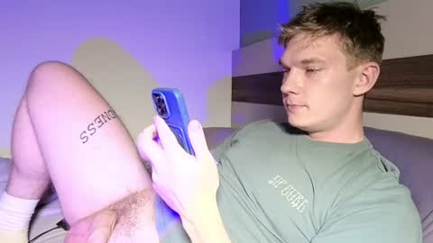 Snapshot of hercules__ chatting on 06/20/26, 06:00 Gregblonde Alextattoo online show from 06/20/26, 06:00