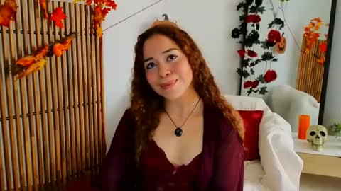 hercyqueen online show from 10/28/25, 01:36